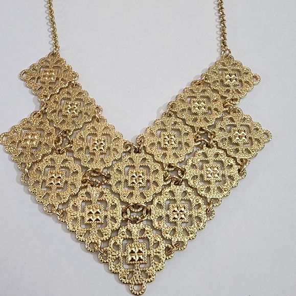 Vintage Necklace V-Neck Bib Gold Tone - Picture 2 of 5
